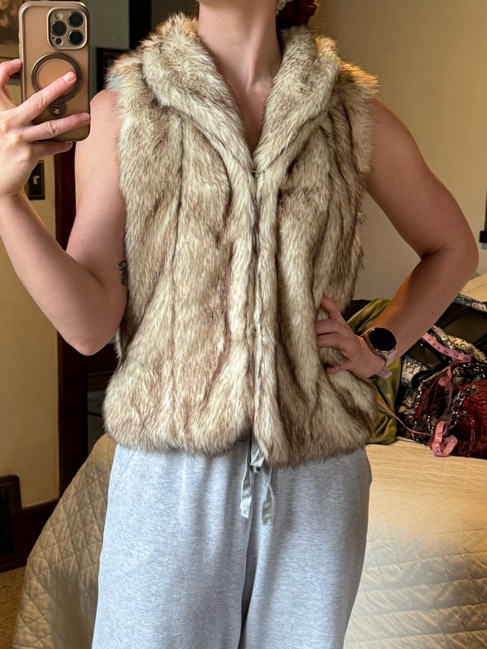 BCBGeneration Faux Fur Vest XS/S Gray Cream Winter Boho